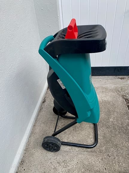Bosch AXT Rapid 2000 kompostkvarn / grenhack – fint skick