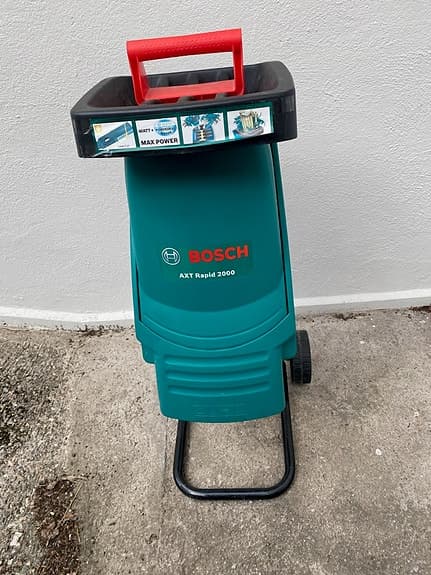 Bosch AXT Rapid 2000 kompostkvarn / grenhack – fint skick
