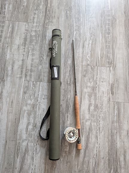 Wild Troutfly flugspö 9'0" #5 med rulle och fodral