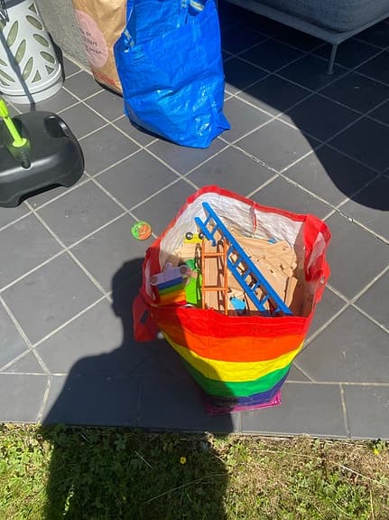 BRIO trätågbana med räls och broar