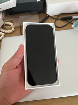 Apple iPhone 15 svart
