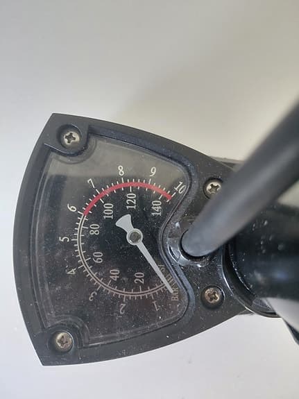 Biltema bicycle pump with pressure gauge
