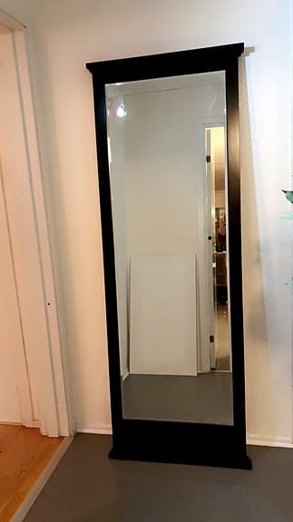 IKEA SOKNEDAL spegel med svart ram