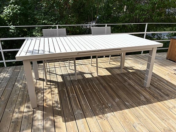 Aluminium trädgårdsbord Eyla från Formlagret