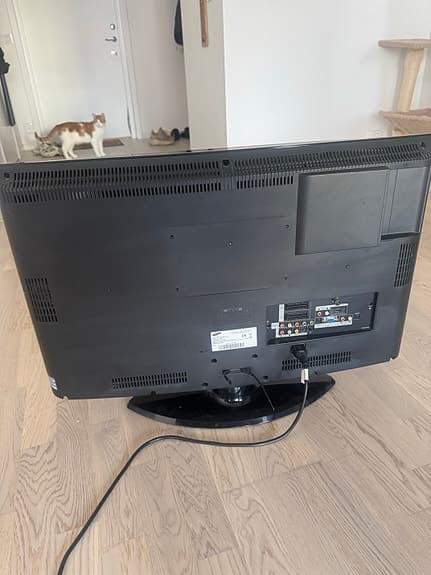 Samsung LE32A456C2D 32" LCD-TV svart