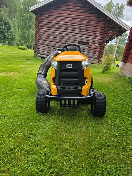 Cub Cadet xt1 åkgräsklippare med uppsamlare