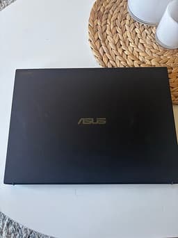 Asus ExpertBook 14" laptop svart Intel Core Ultra 7