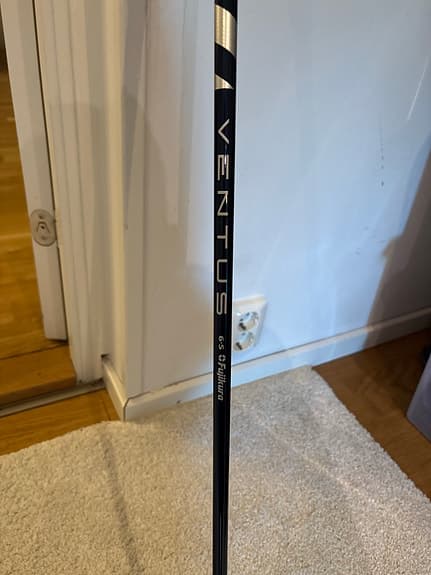 Fujikura Ventus driver skaft med Golf Pride-grepp