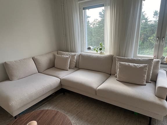 4-sits vänstervänd L formad djup Schäslongsoffa