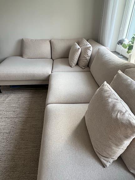 4-sits vänstervänd L formad djup Schäslongsoffa