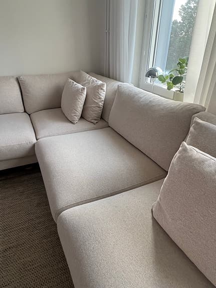 4-sits vänstervänd L formad djup Schäslongsoffa