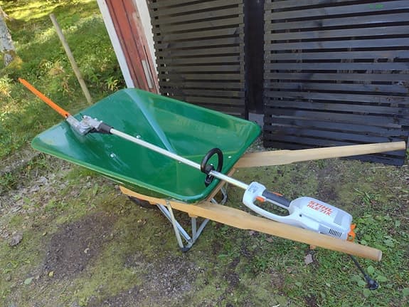Stihl häcksax på stång HLE 71K