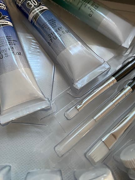 Nytt målarset Winton  med inplastade oljefärger mm i obruten förpackning