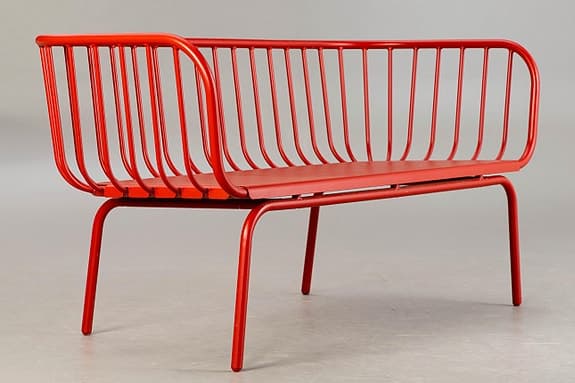 Brusen IKEA soffa röd i mycket gott skick