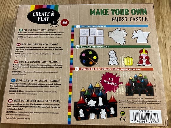 Pyssel med gipsformar - Create and Play: Make your own ghost castle
