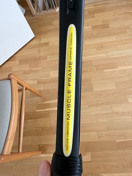 SOC Muscle Frame Graphite tennisracket size 2 svart/gul