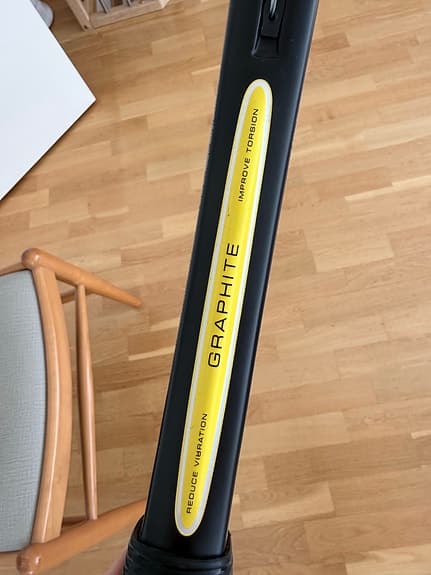 SOC Muscle Frame Graphite tennisracket size 2 svart/gul