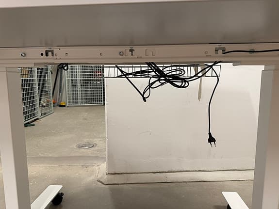 Kontorsbord/Skrivbord, höj - sänkbart