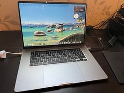 Apple MacBook Pro 16” 2019