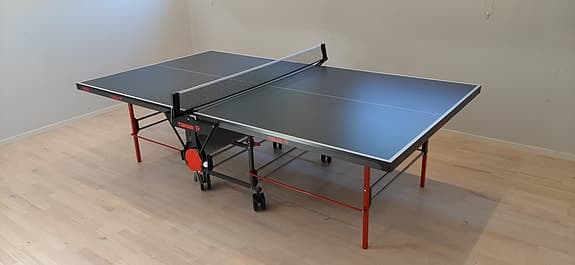Tibhar 3000 inomhus bordtennisbord med tävlingsmått