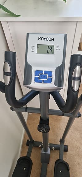 Crosstrainer säljes (knappt använd)