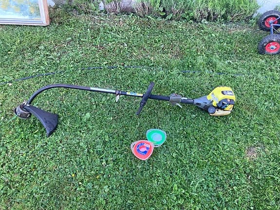 Grästrimmer röjsåg bensindriven