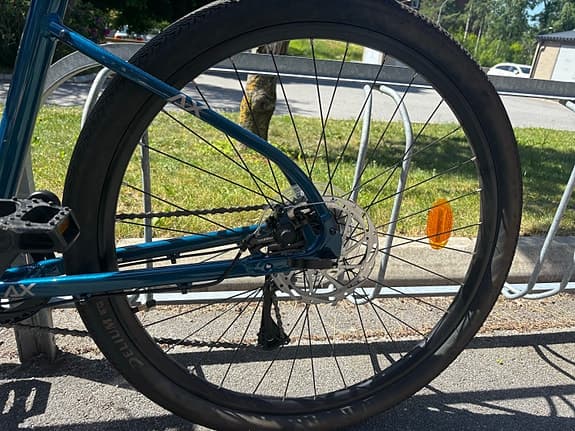 White AX hybridcykel 28" – NY, skivbromsar, oanvänd