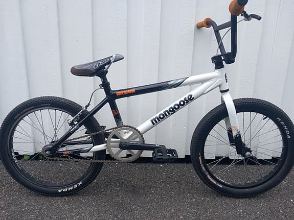 Mongoose Supergoose BMX Dirt/Race