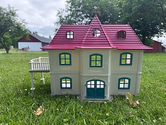Schleich hus och stall med inredning