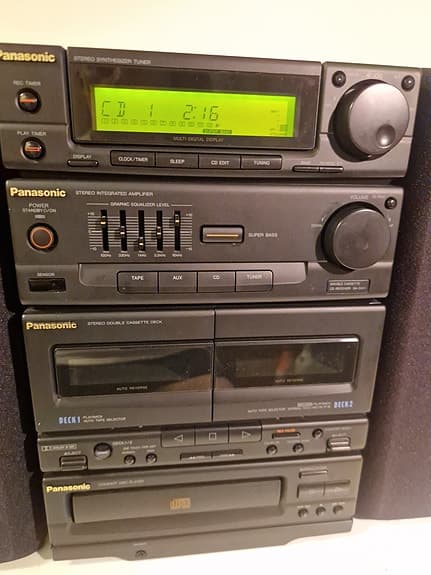 Panasonic SC-CH11 stereoanläggning med CD och kassett