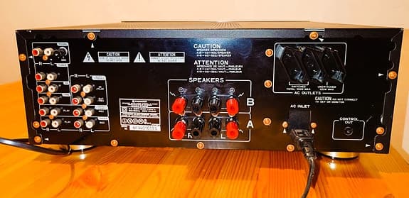 Pioneer A-602R förstärkare + Pioneer F-301RDS tuner