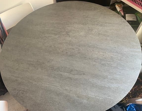 IKEA Mariedamm runt matbord mörkgrå med kryssben