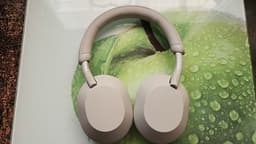 Sony Over-Ear hörlurar beige Sony 1000XM5