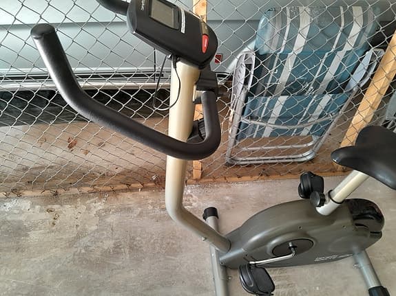 Träningscykel motionscykel grå