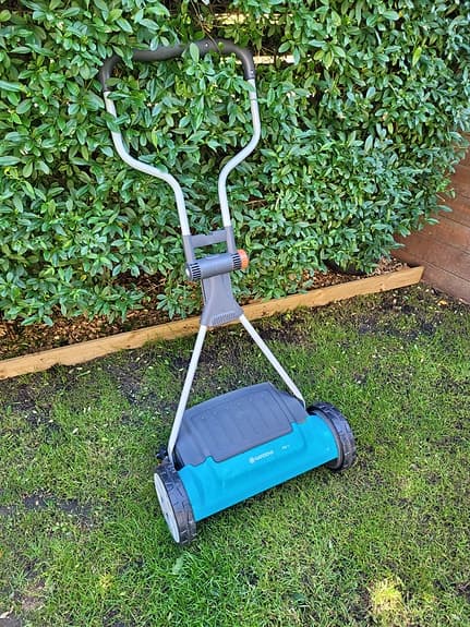 Gardena 400 C handgräsklippare blå