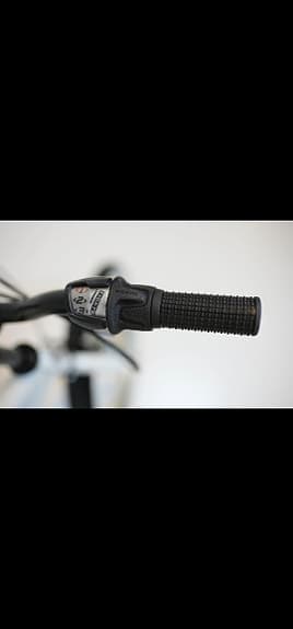 Cykel Svalan, City3, hjul 20 tum, ram 10 tum, vit/silver