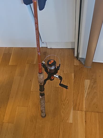 Fiskespö med haspelrulle