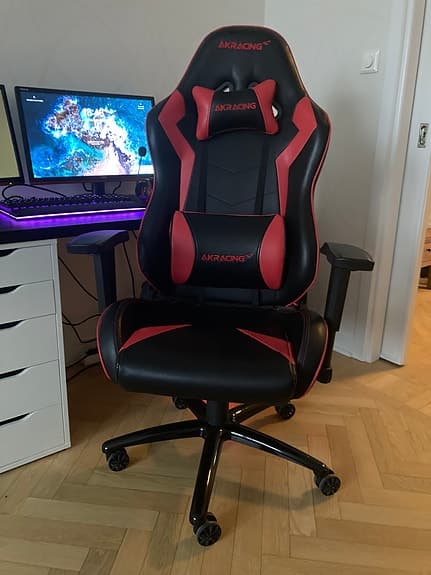 AKRacing gamingstol kontorsstol i fint skick