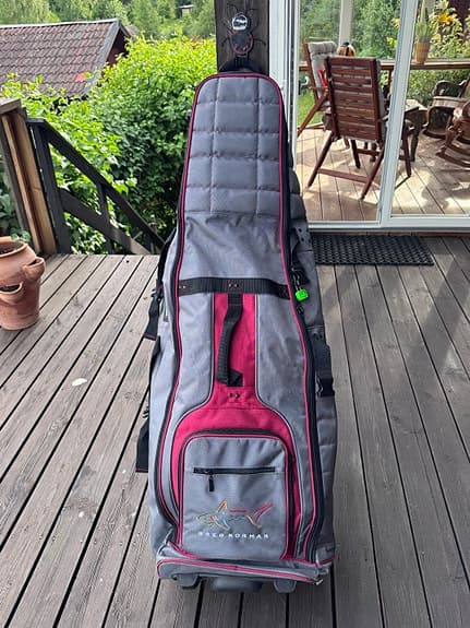 Komplett golfset herrar med bag, vagn och resefodral - 1 900 kr