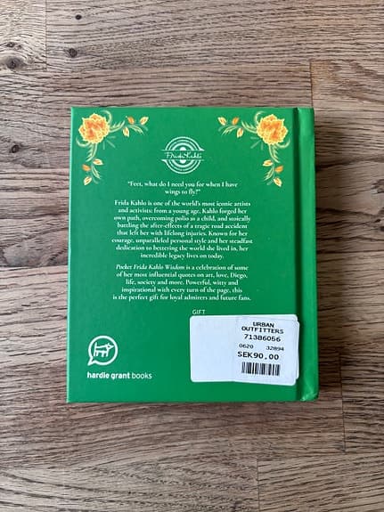 Pocket Frida Kahlo Wisdom bok grön