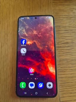 Samsung Galaxy S23 128 GB + plånboksfodral
