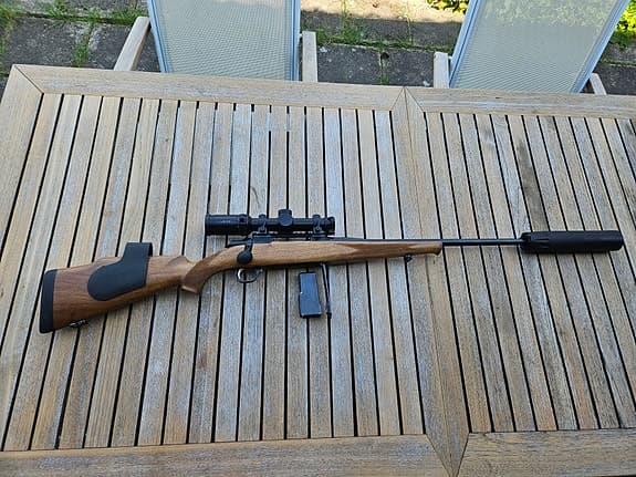 Browning A-Bolt Hunter  30-06    Gängad   Contessa Picatinny - Fint skick.