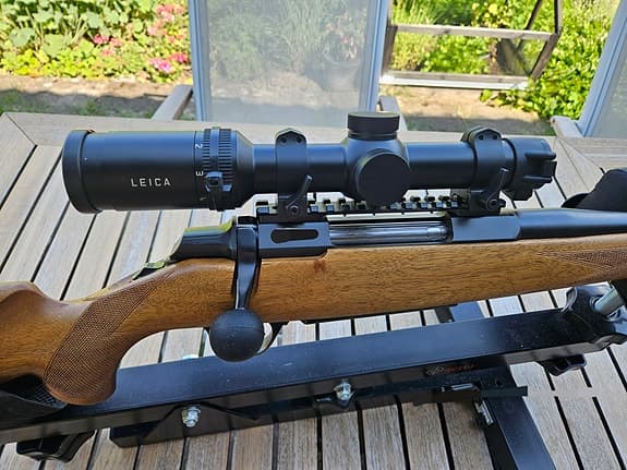 Browning A-Bolt Hunter  30-06    Gängad   Contessa Picatinny - Fint skick.