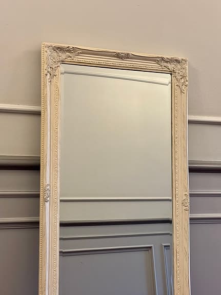 Stor helfigursspegel i barockstil (Antikvit ram, 160 cm)