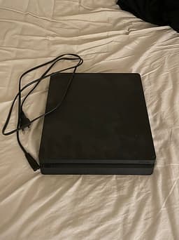 Playstation 4 slim endast med startkabel