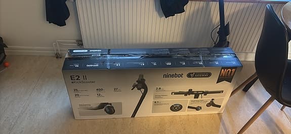 Elsparkcykel  E2 PluS 20K Km/h räckvidd 25 km