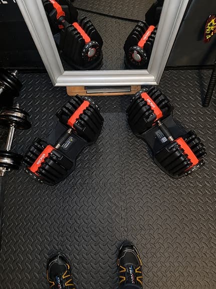 Hantlar med justerbar vikt. 2-22kg nyskick - Kayoba.