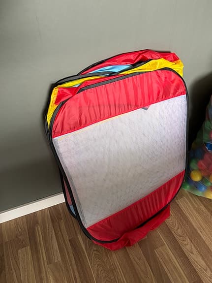 Bollhav med massor av bollar
