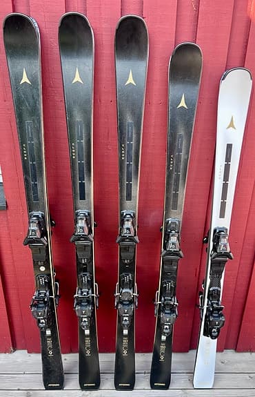5 par Atomic Cloud C9/C11 (25/26) – nyservade, flera längder – fr. 1 800 kr