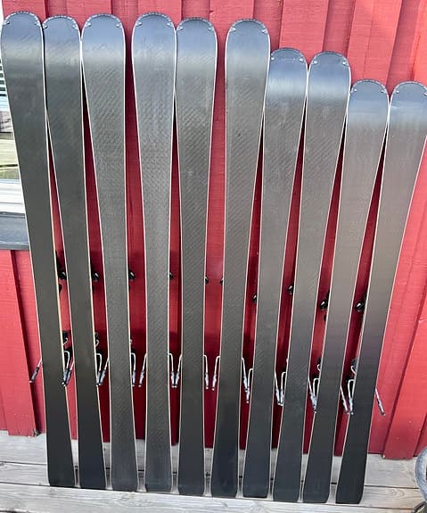 5 par Atomic Cloud C9/C11 (25/26) – nyservade, flera längder – fr. 1 800 kr